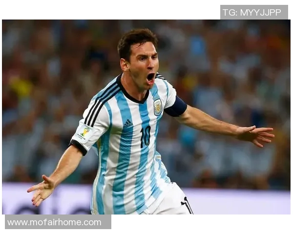 足球巨星进球瞬间定格 每一脚都书写传奇故事